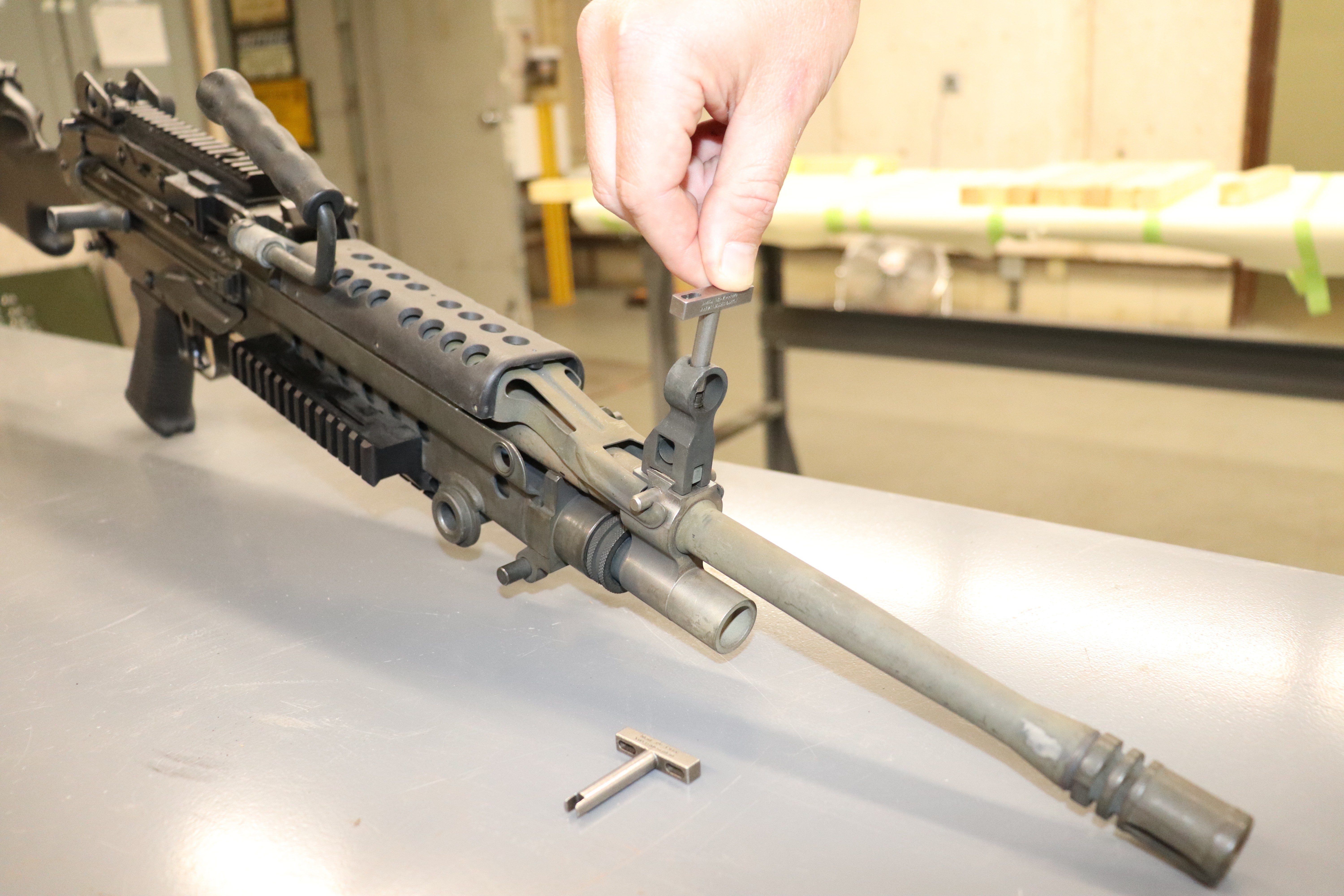 M249 machine gun front sight post adjustment tool